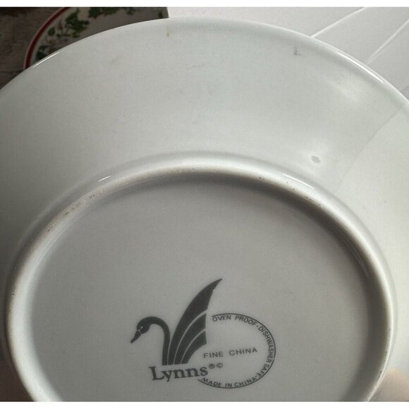 Vintage Lynns St Maria Bread Dessert‎ Plates Set Of 4 Christmas Holly Fine China - Picture 6 of 10